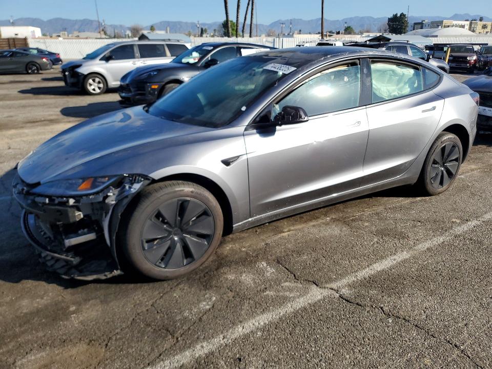 2024 Tesla Model 3 მანქანა იყიდება აუქციონზე, vin: 5YJ3E1EA8RF858787, აუქციონის ნომერი: 74438225