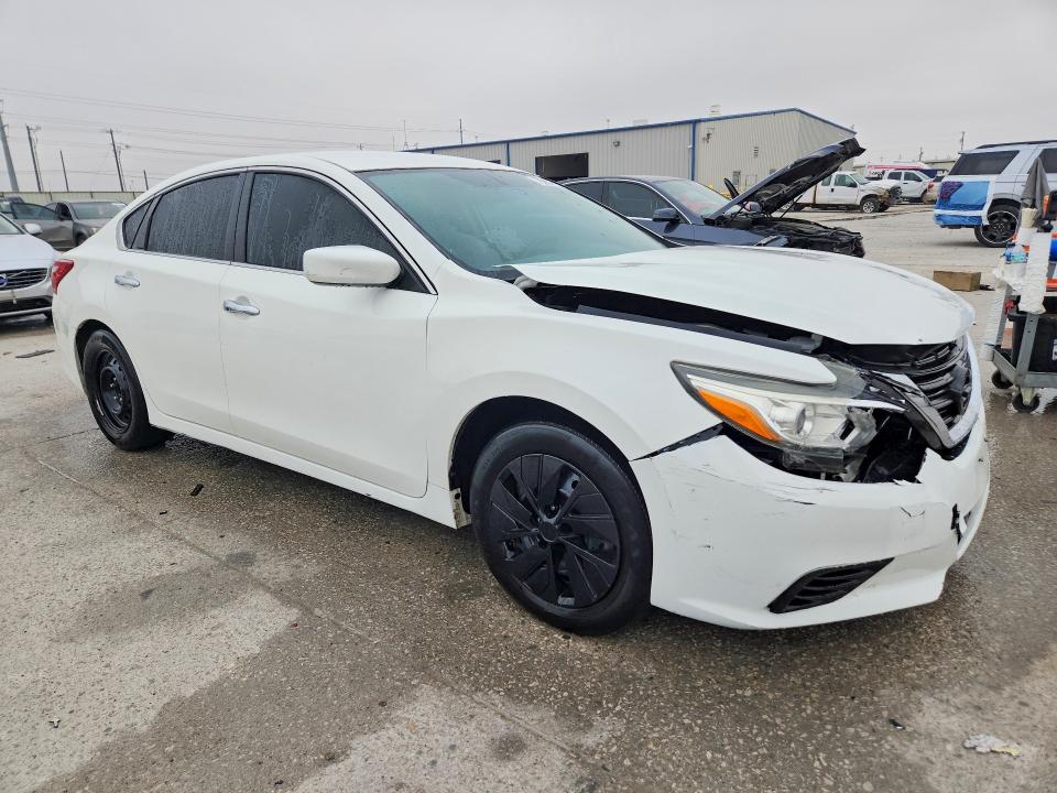 Продажа на аукционе авто 2016 Nissan Altima, vin: 1N4AL3AP9GC224679, номер лота: 79067775