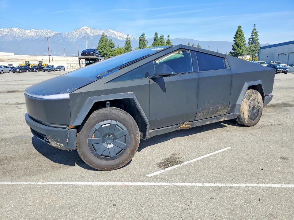 2025 Tesla Cybertruck მანქანა იყიდება აუქციონზე, vin: 7G2CEHED0SA059010, აუქციონის ნომერი: 78558095