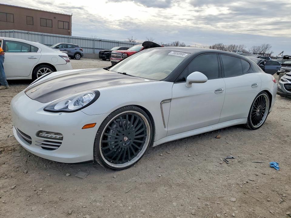 78858995 :رقم المزاد ، WP0AA2A72DL016827 vin ، 2013 Porsche Panamera مزاد بيع