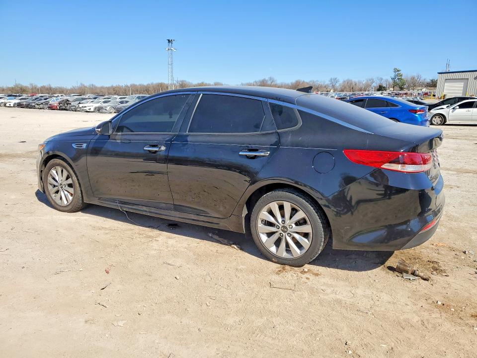 2018 Kia Optima მანქანა იყიდება აუქციონზე, vin: 5XXGT4L35JG254869, აუქციონის ნომერი: 78665045