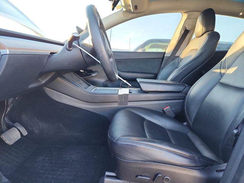 76377725 :رقم المزاد ، 5YJYGDEE1MF267181 vin ، 2021 Tesla Model Y مزاد بيع