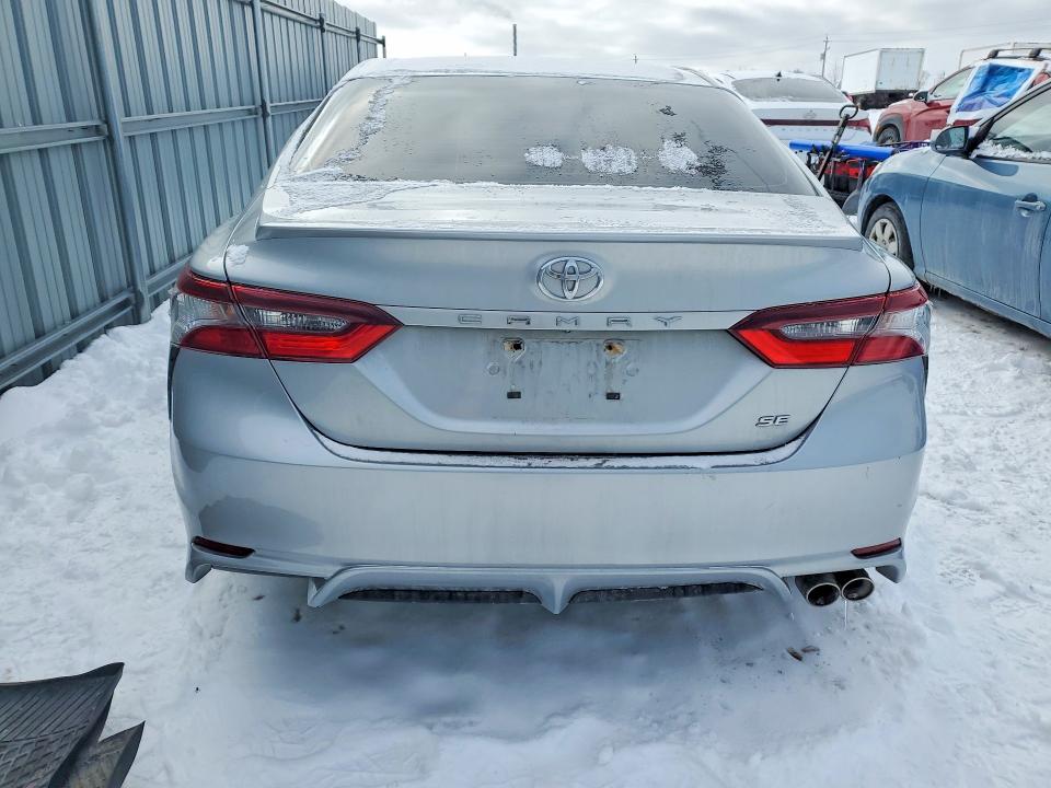 Продажа на аукционе авто 2022 Toyota Camry, vin: 4T1G11AK9NU049856, номер лота: 78117085