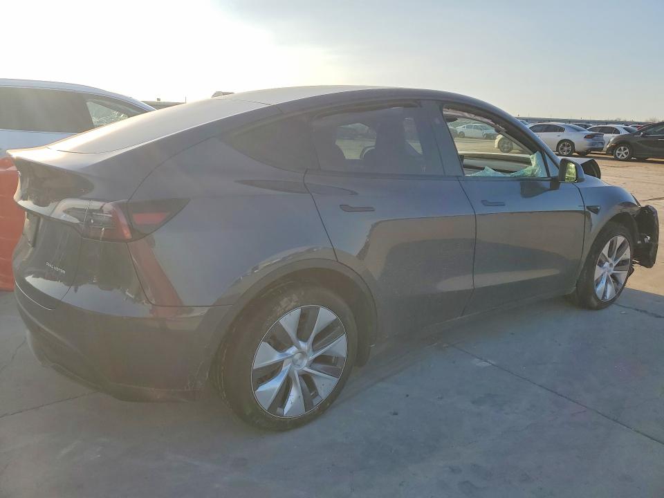 2023 Tesla Model Y მანქანა იყიდება აუქციონზე, vin: 7SAYGAEE9PF901214, აუქციონის ნომერი: 75043135