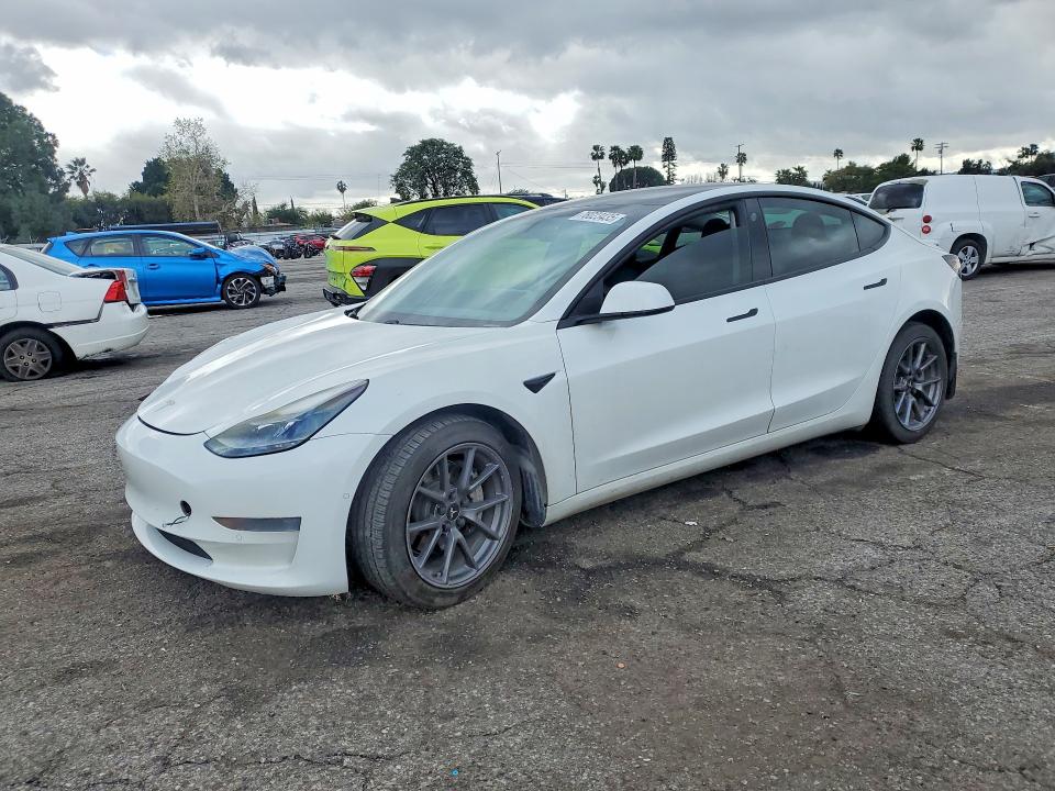 2021 Tesla Model 3 მანქანა იყიდება აუქციონზე, vin: 5YJ3E1EA3MF867731, აუქციონის ნომერი: 78023435