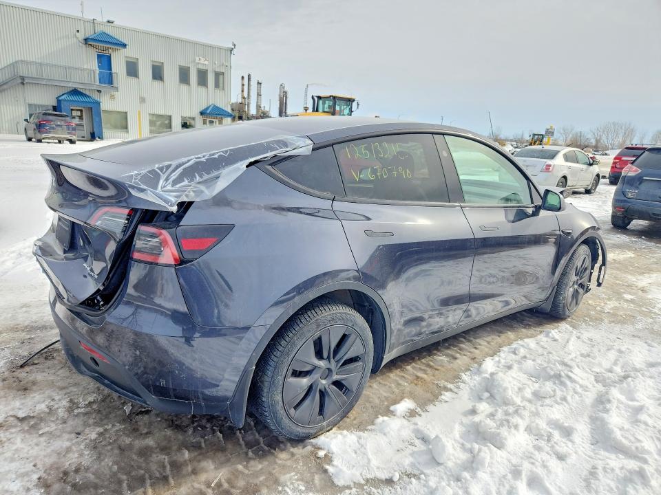 78225715 :رقم المزاد ، LRWYGDEE1RC670790 vin ، 2024 Tesla Model Y مزاد بيع