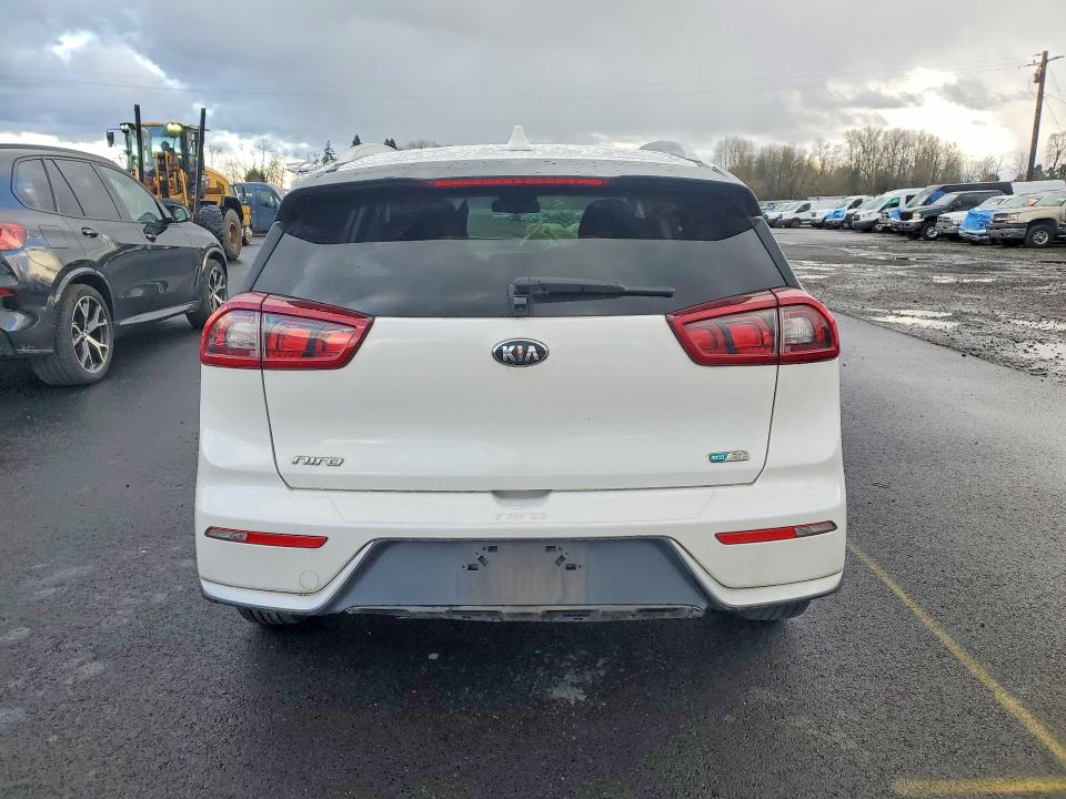 Продаж на аукціоні авто 2018 Kia Niro, vin: KNDCB3LC1J5204552, номер лоту: 77832185