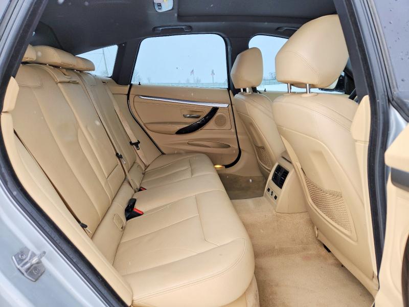 77226505 :رقم المزاد ، WBA8Z5C59GG501383 vin ، 2016 Bmw 328 مزاد بيع
