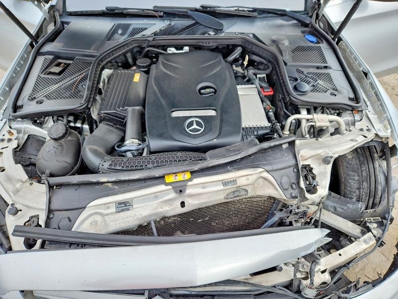 2015 Mercedes Benz C მანქანა იყიდება აუქციონზე, vin: 55SWF4KB7FU005798, აუქციონის ნომერი: 78918845