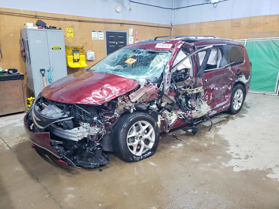 Продаж на аукціоні авто 2020 Chrysler Pacifica, vin: 2C4RC1GGXLR284366, номер лоту: 74783125
