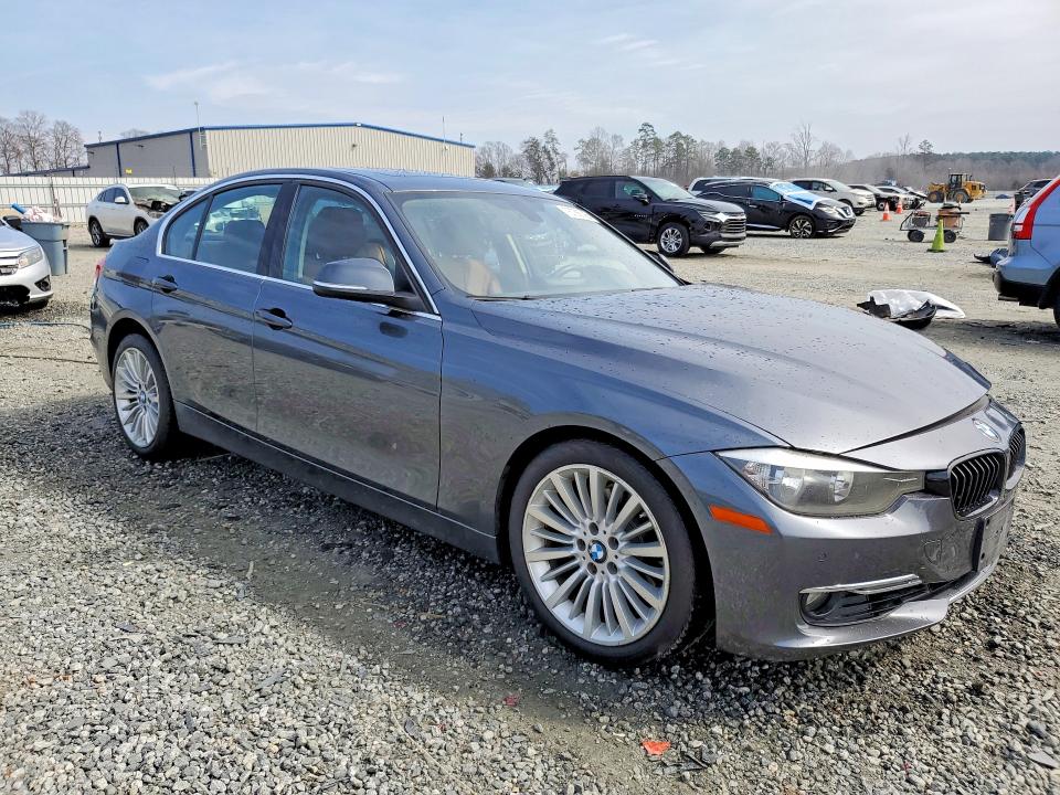 2014 Bmw 328 მანქანა იყიდება აუქციონზე, vin: WBA3A5G55ENP31703, აუქციონის ნომერი: 78756745