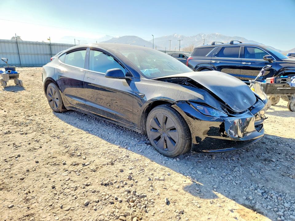 2025 Tesla Model 3 მანქანა იყიდება აუქციონზე, vin: 5YJ3E1EB5SF941186, აუქციონის ნომერი: 75807725