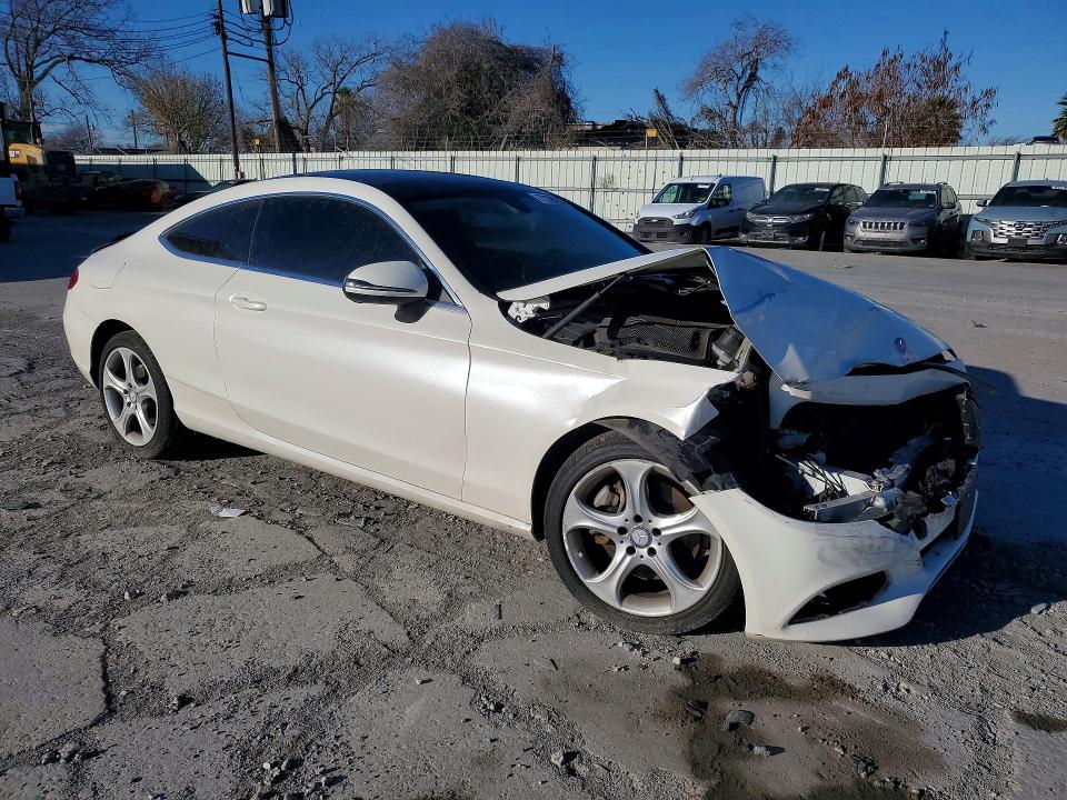 Продаж на аукціоні авто 2017 Mercedes-benz C, vin: WDDWJ4JB0HF383760, номер лоту: 77376255