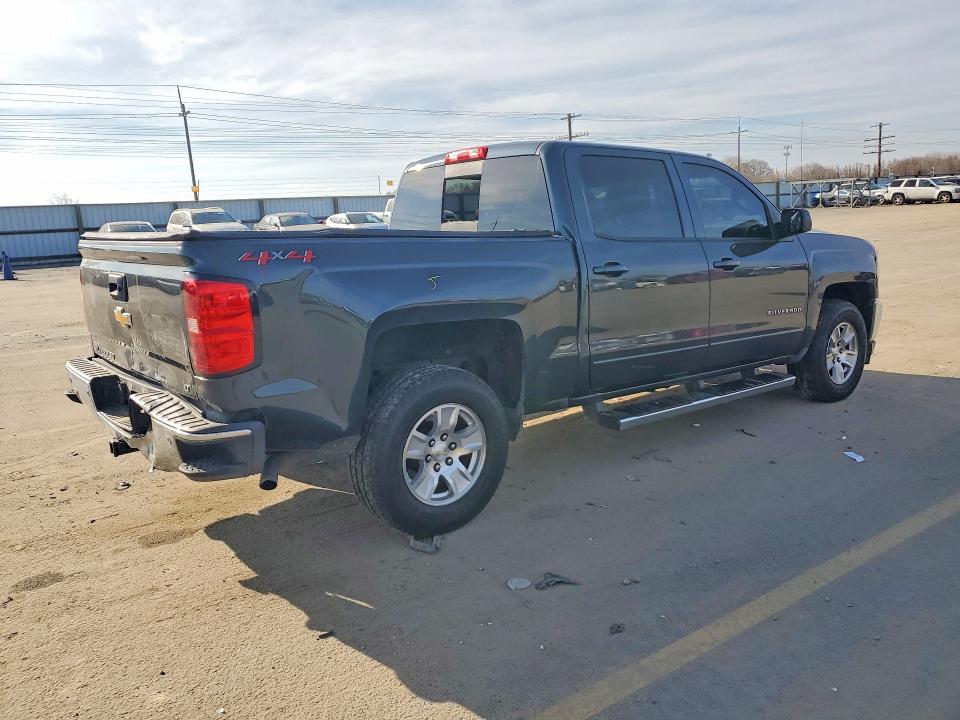 Продажа на аукционе авто 2018 Chevrolet Silverado, vin: 3GCUKREC5JG534322, номер лота: 75950485