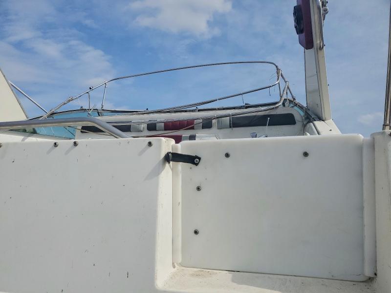 1990 Sea Ray Boat მანქანა იყიდება აუქციონზე, vin: SERT1219L99, აუქციონის ნომერი: 77481355