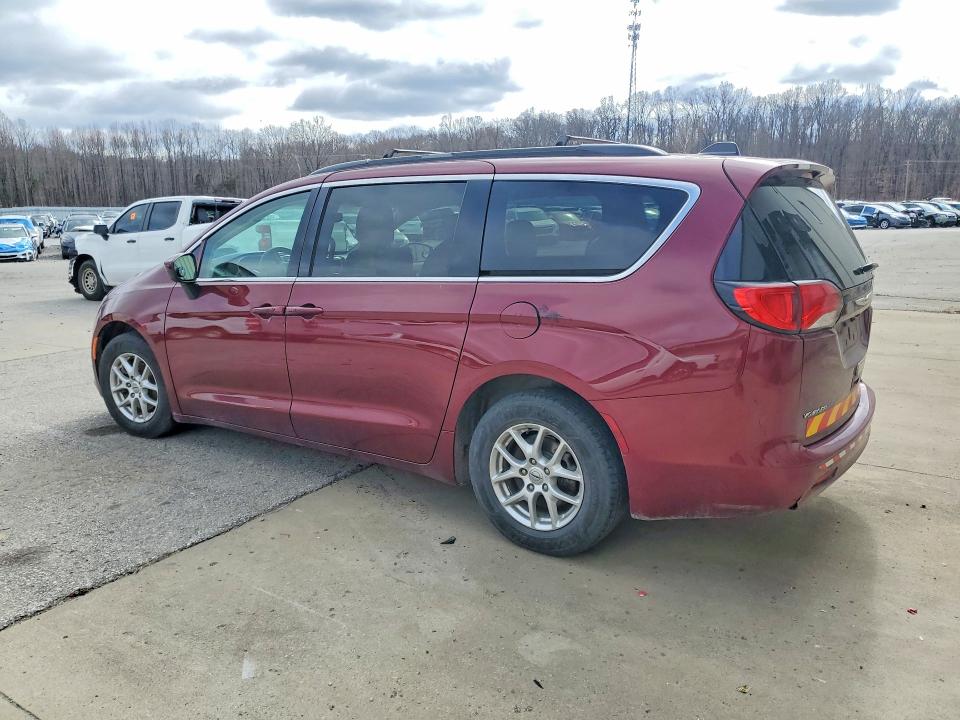 77142005 :رقم المزاد ، 2C4RC1DG6MR545613 vin ، 2021 Chrysler Voyager مزاد بيع