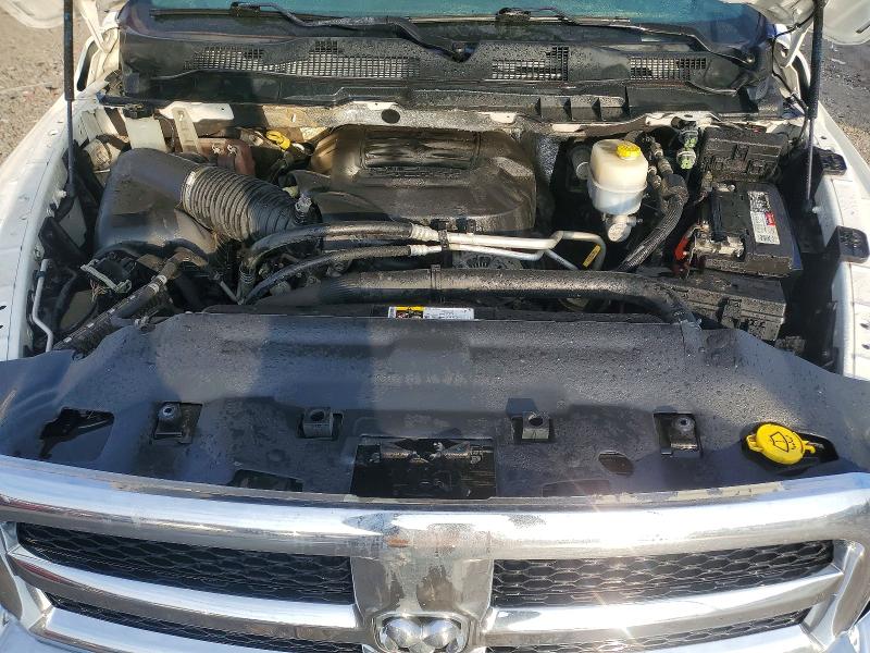 76825215 :رقم المزاد ، 3C6UR5HJ9JG425321 vin ، 2018 Ram 2500 مزاد بيع