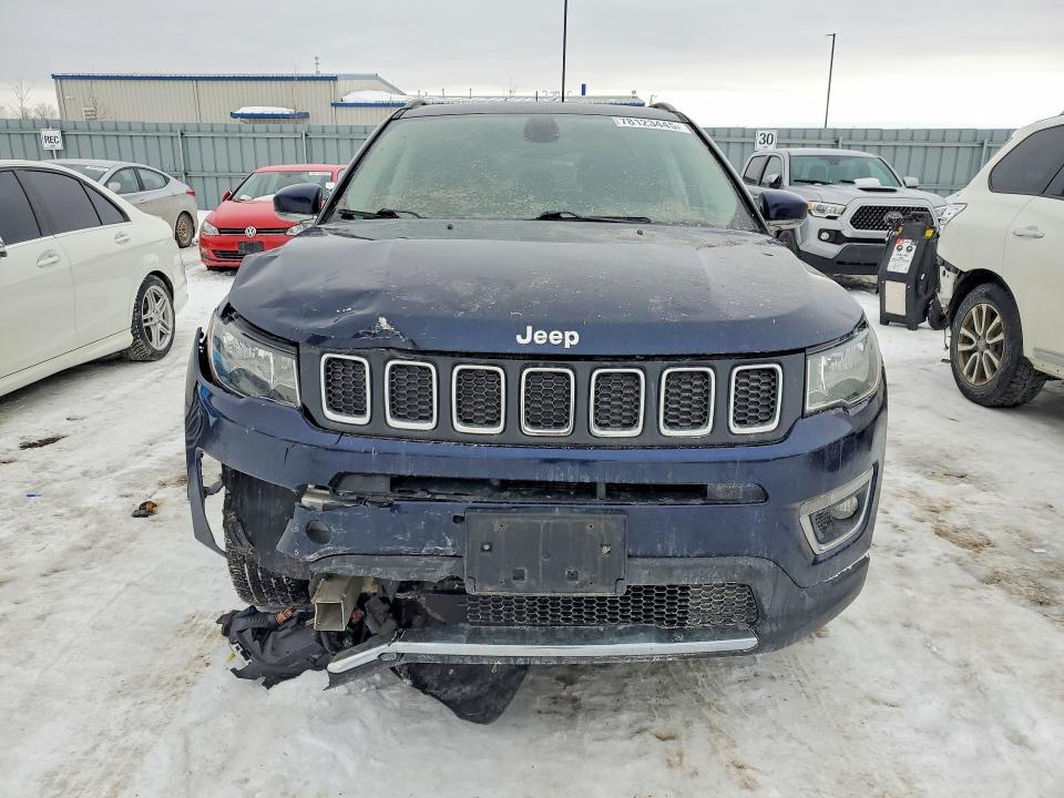 78123445 :رقم المزاد ، 3C4NJDCB7JT178046 vin ، 2018 Jeep Compass مزاد بيع