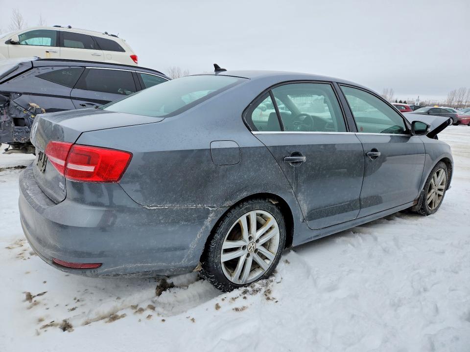 78129425 :رقم المزاد ، 3VWLA7AJ3FM240902 vin ، 2015 Volkswagen Jetta مزاد بيع