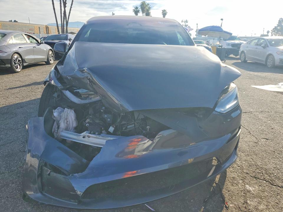 Продажа на аукционе авто 2023 Tesla Model X, vin: 7SAXCBE55PF408496, номер лота: 78405965