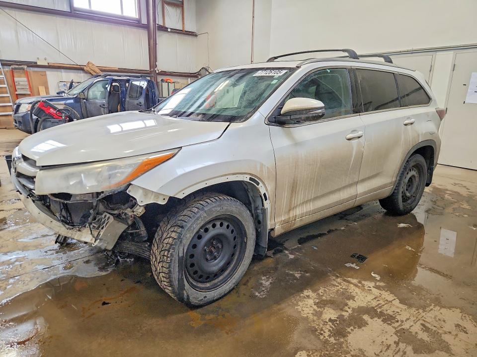 Продаж на аукціоні авто 2015 Toyota Highlander, vin: 5TDDKRFH8FS099590, номер лоту: 77126105