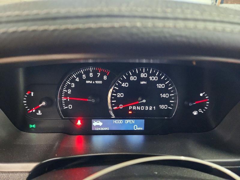 2011 Cadillac Dts მანქანა იყიდება აუქციონზე, vin: 1G6KP5ESXBU117594, აუქციონის ნომერი: 78449655