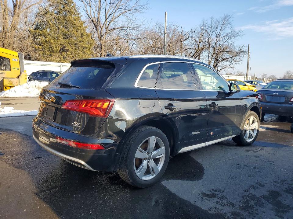 Продаж на аукціоні авто 2018 Audi Q5, vin: WA1BNAFY5J2244448, номер лоту: 79009845