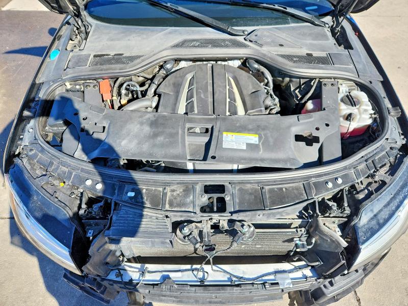 Продаж на аукціоні авто 2015 Audi A8, vin: WAU32AFD4FN022373, номер лоту: 76202215