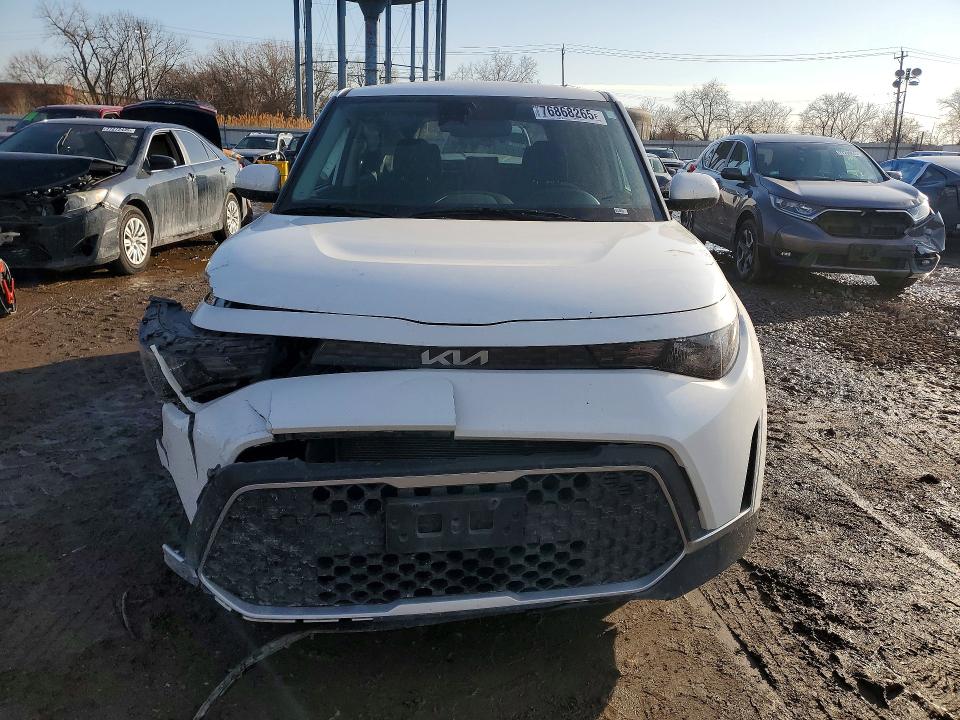76868265 :رقم المزاد ، KNDJ23AU7P7876616 vin ، 2023 Kia Soul مزاد بيع
