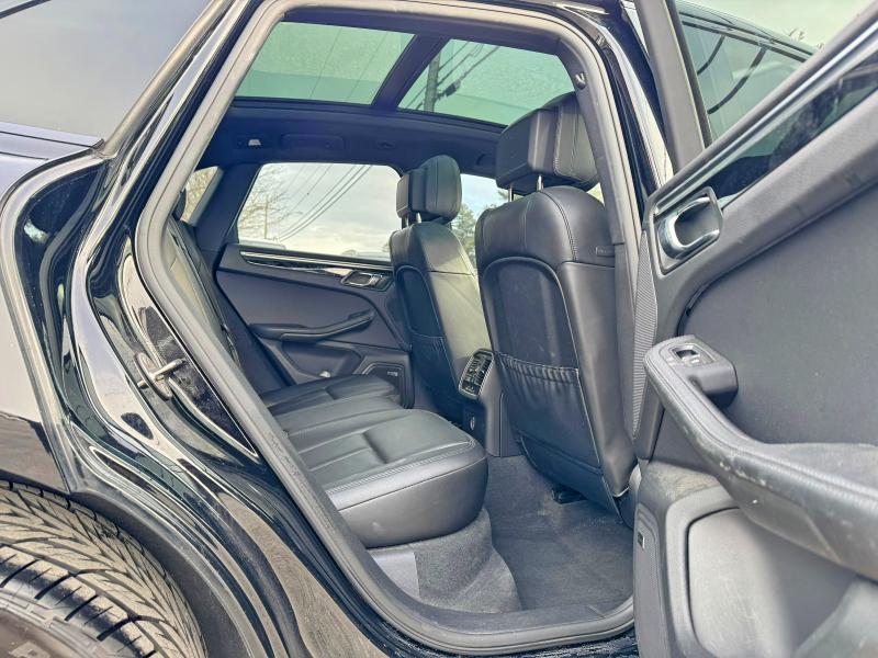 Aukcja sprzedaży 2018 Porsche Macan, vin: WP1AB2A50JLB34123, numer aukcji: 76287225