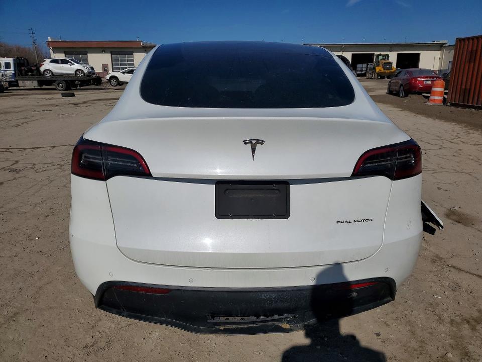 Продаж на аукціоні авто 2022 Tesla Model Y, vin: 7SAYGDEEXNF316964, номер лоту: 77108745
