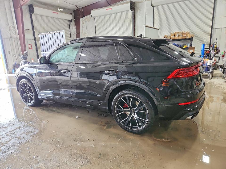 78320945 :رقم المزاد ، WA1CWBF19ND026257 vin ، 2022 Audi Sq8 مزاد بيع