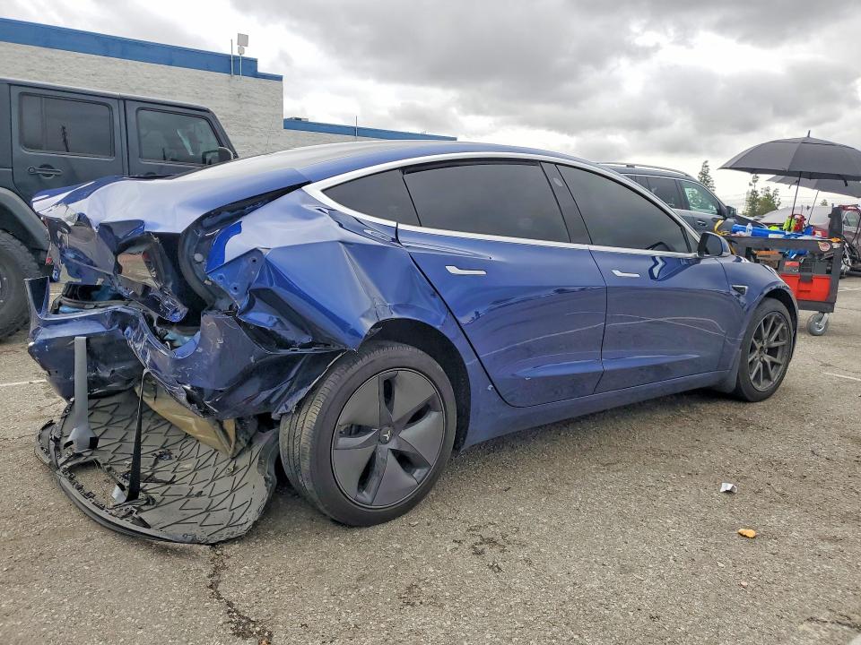 Продаж на аукціоні авто 2020 Tesla Model 3, vin: 5YJ3E1EB2LF617484, номер лоту: 77615295