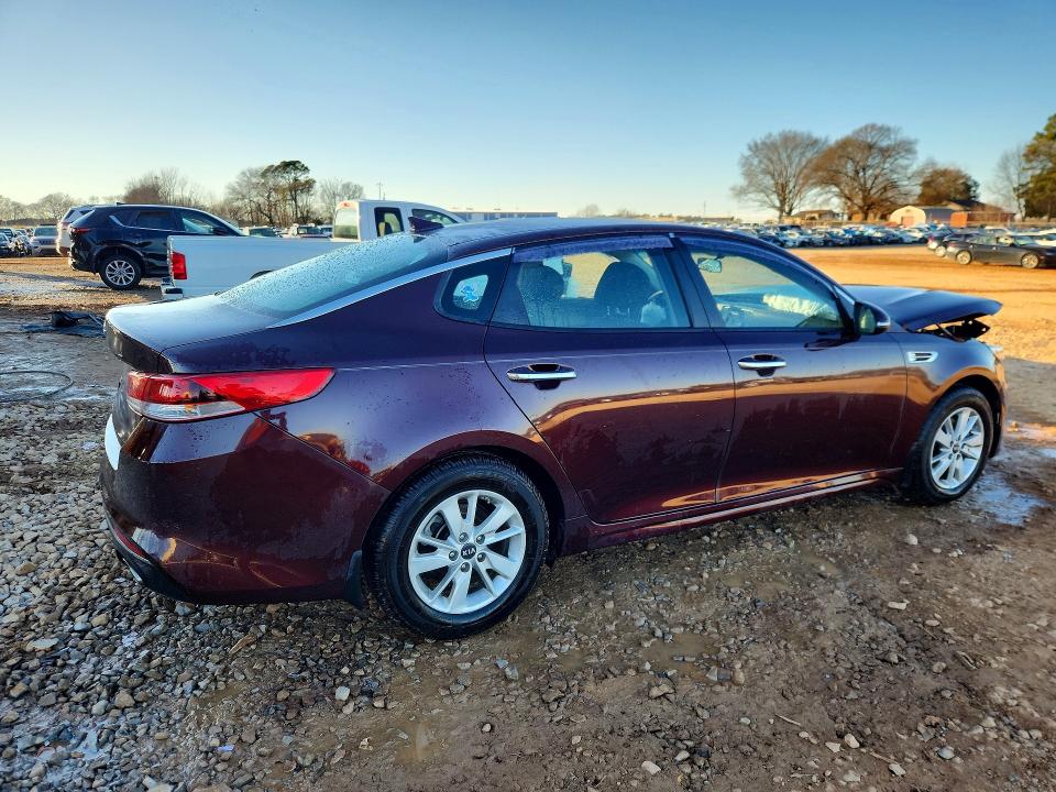 Продаж на аукціоні авто 2017 Kia Optima, vin: 5XXGT4L34HG151615, номер лоту: 76142945