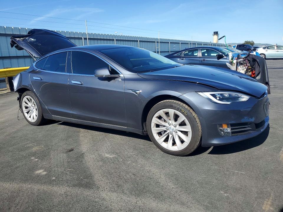 Aukcja sprzedaży 2017 Tesla Model S, vin: 5YJSA1E16HF183785, numer aukcji: 77432595