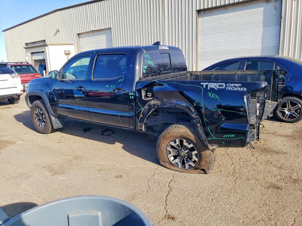 Продажа на аукционе авто 2017 Toyota Tacoma, vin: 3TMAZ5CN6HM038940, номер лота: 79238825
