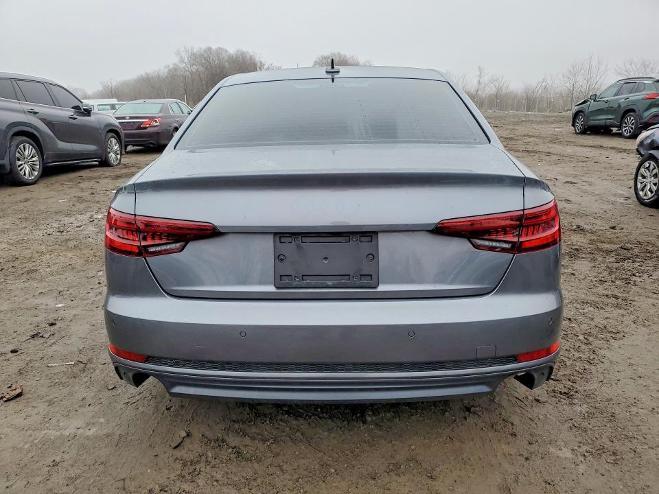 Продаж на аукціоні авто 2018 Audi A4, vin: WAUENAF40JA060151, номер лоту: 76918615