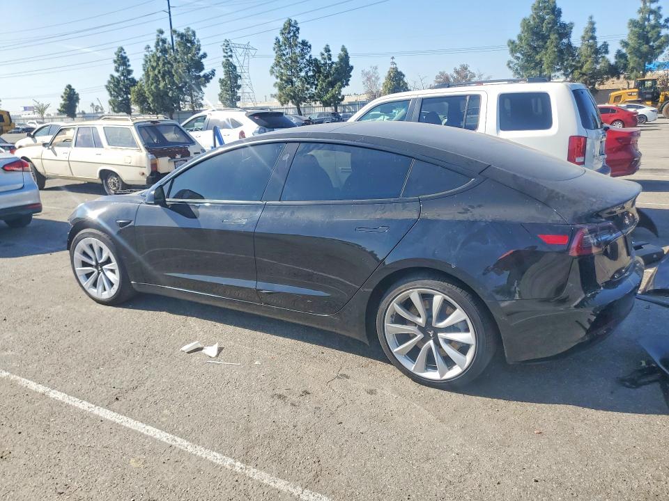 75440565 :رقم المزاد ، 5YJ3E1EA4MF921845 vin ، 2021 Tesla Model 3 مزاد بيع