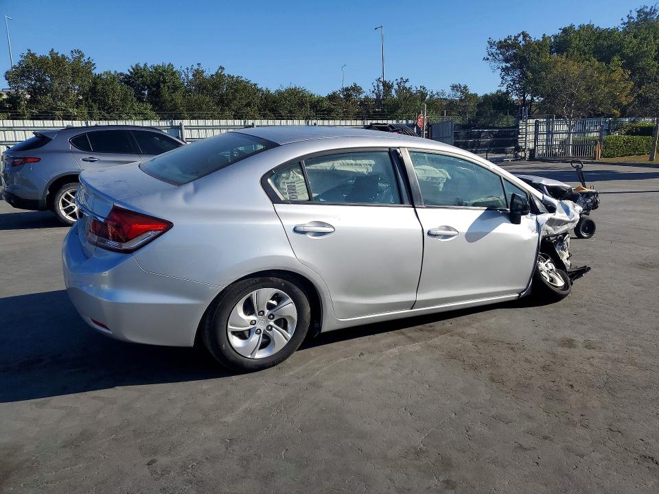 2015 Honda Civic მანქანა იყიდება აუქციონზე, vin: 19XFB2F56FE220830, აუქციონის ნომერი: 78750995