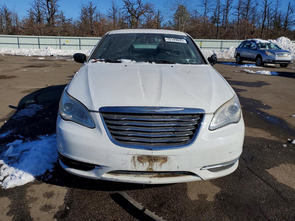 Auction sale of the 2012 Chrysler 200, vin: 1C3CCBBG6CN150099, lot number: 72149035