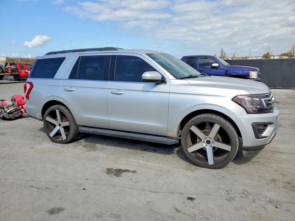 77661615 :رقم المزاد ، 1FMJU1HT9JEA12628 vin ، 2018 Ford Expedition مزاد بيع