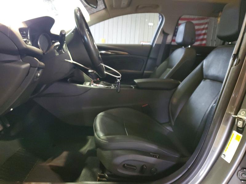 77280245 :رقم المزاد ، W04GV8SX3J1106103 vin ، 2018 Buick Regal Tourx مزاد بيع