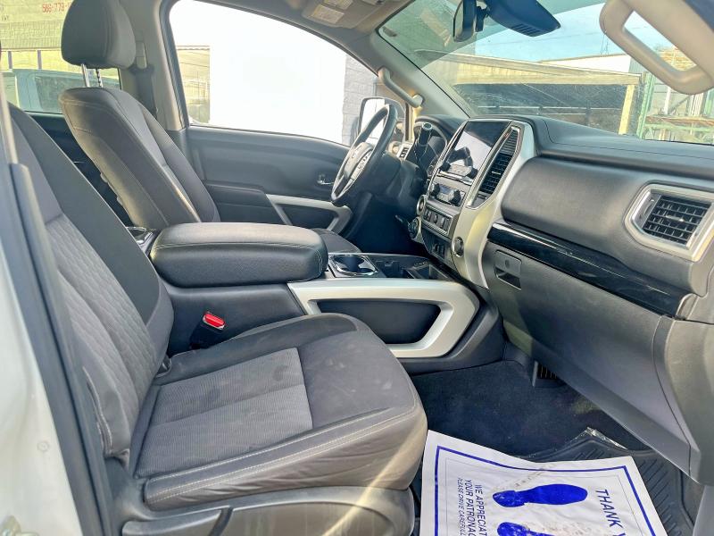 77819725 :رقم المزاد ، 1N6AA1FB9LN511291 vin ، 2020 Nissan Titan Xd S مزاد بيع