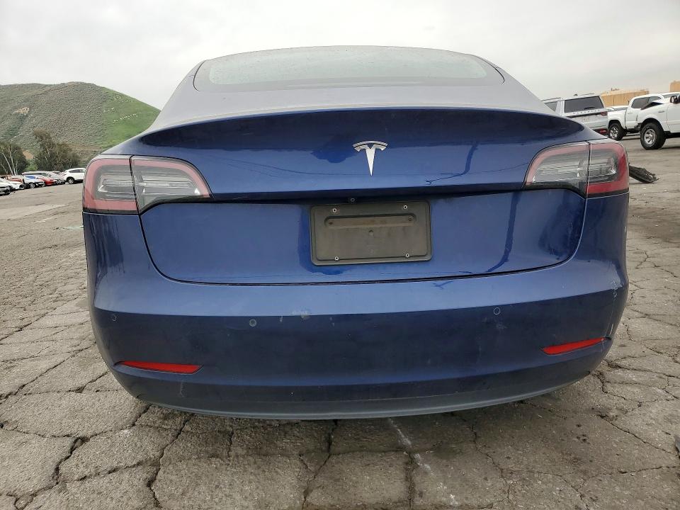 Продажа на аукционе авто 2019 Tesla Model 3, vin: 5YJ3E1EA1KF309387, номер лота: 76857205