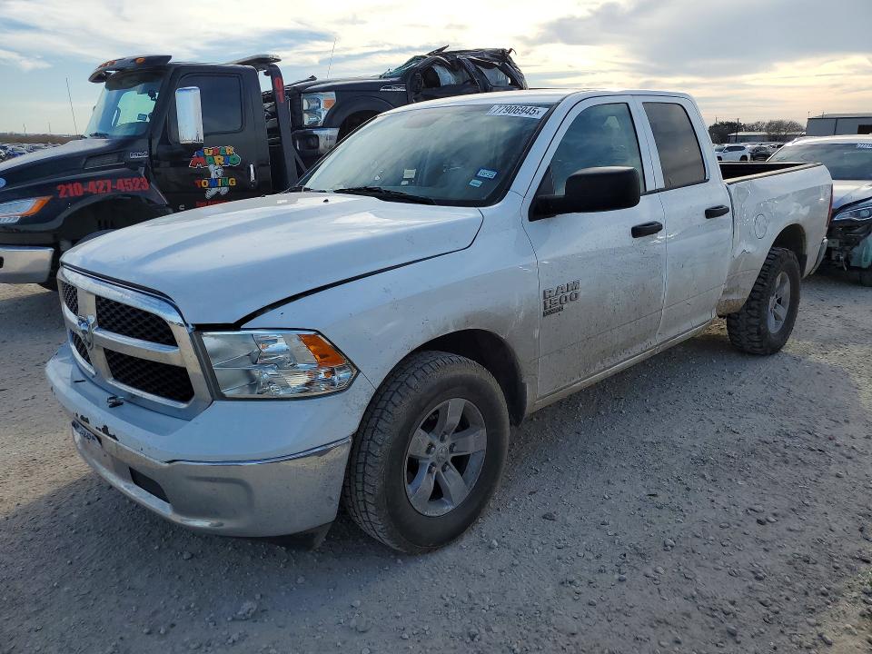 77906945 :رقم المزاد ، 1C6RR6FG8LS121654 vin ، 2020 Ram 1500 Classic مزاد بيع