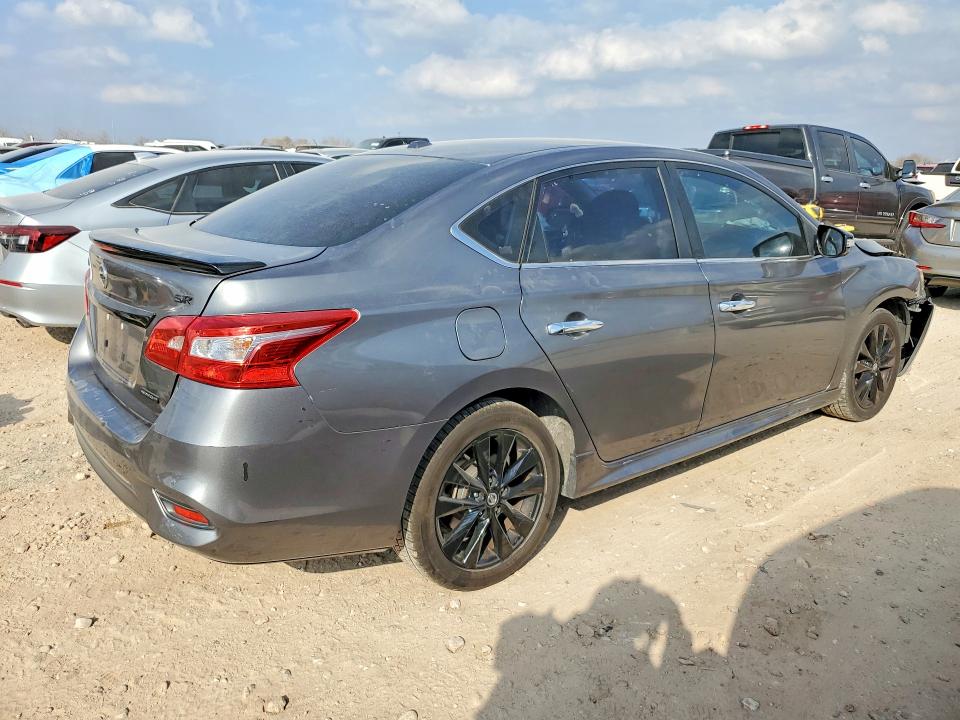 77230825 :رقم المزاد ، 3N1AB7AP0JY262565 vin ، 2018 Nissan Sentra مزاد بيع