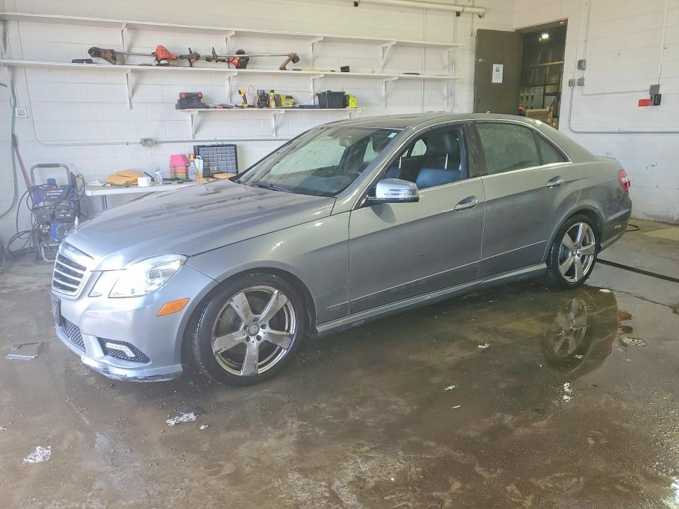 Продажа на аукционе авто 2011 Mercedes-benz E, vin: WDDHF8HBXBA422527, номер лота: 76779815