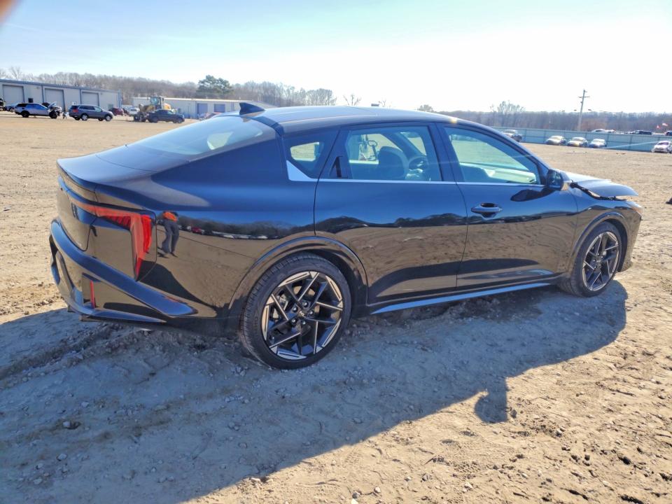 76490305 :رقم المزاد ، 3KPFW4DE8SE211205 vin ، 2025 Kia K4 مزاد بيع
