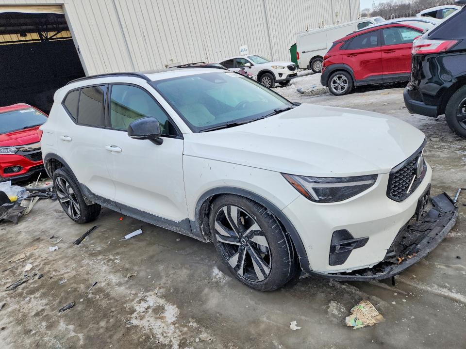 Продажа на аукционе авто 2025 Volvo Xc40, vin: YV4L12UM0S2531450, номер лота: 76755675
