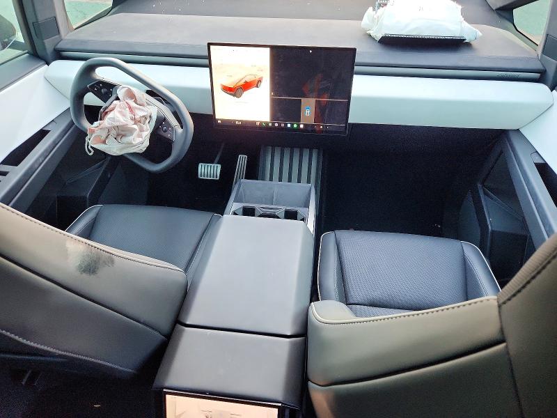 Продажа на аукционе авто 2025 Tesla Cybertruck, vin: 7G2CEHEE2SA071779, номер лота: 76003735
